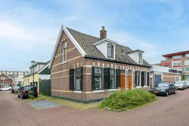 2-onder-1-kap woning Wormerveer 3 slaapkamers 77m2