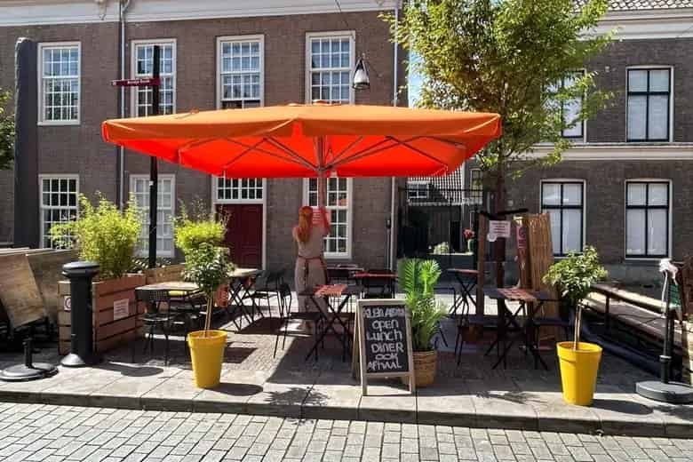 95m2 Horeca te Huur Dordrecht Restaurant Klein Afrika