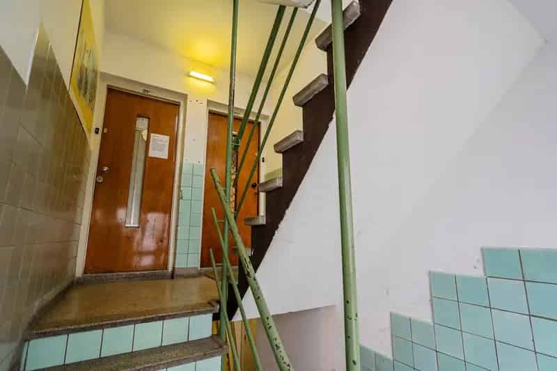 Appartement te Koop Rotterdam Charlois: Gezellig 1 Slaapkamer Appartement met Tuin