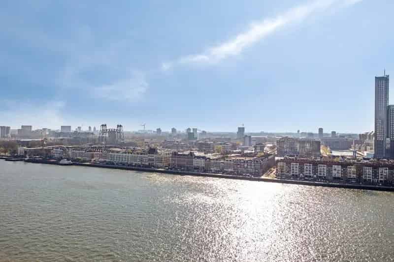Appartement te koop Rotterdam Centrum: 3 kamers, Maas uitzicht