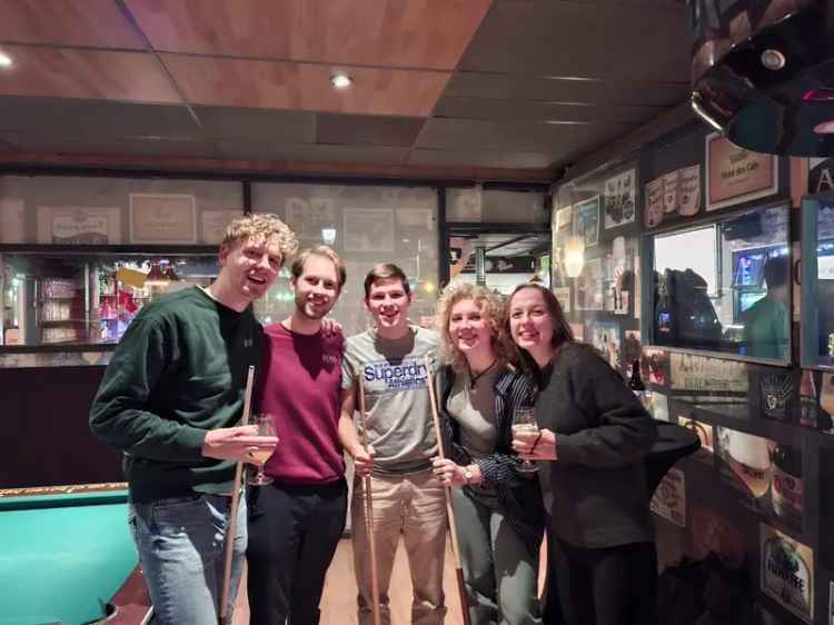 Kamer in gezellig studentenhuis met ruim dakterras