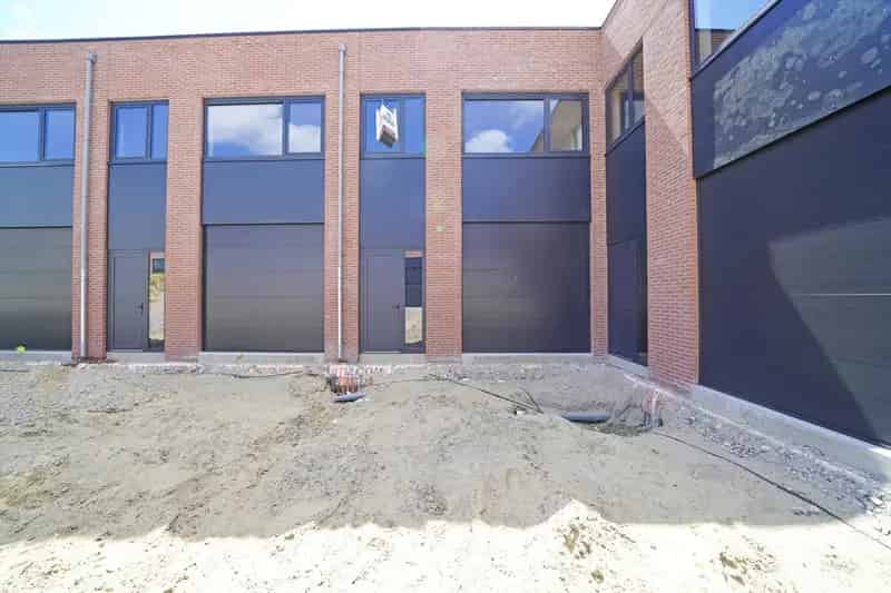 Bedrijfshal Almere te koop 125m²