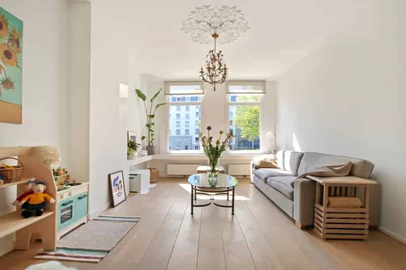 Appartement Amsterdam Bilderdijkkade: 74m2 Bel-etage