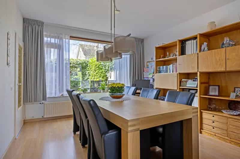 Tweekapper Oosterhout 4 slaapkamers garage ruime oprit
