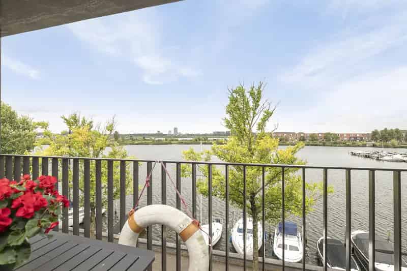 Ploeganker 37 Almere: Rustige woning nabij natuur en voorzieningen