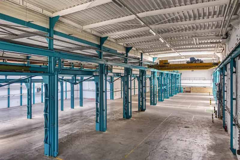 Bedrijfshal Hengelo 2550m² te huur