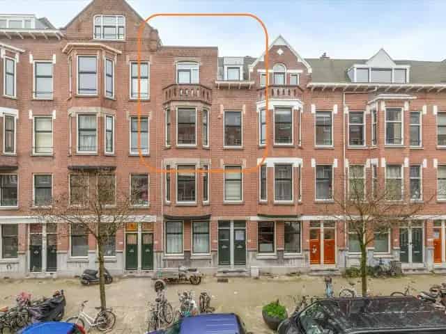 6-kamer woning Rotterdam West te moderniseren