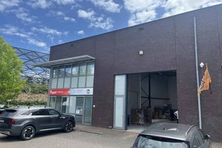 Bedrijfsruimte te Huur Utrecht A2 78-180m2