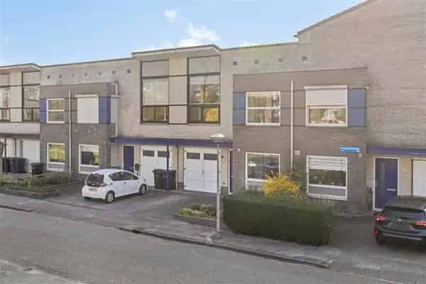 Gezinswoning 4 slaapkamers Parkwijk uitstekende afwerking