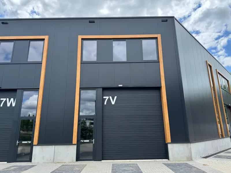 Bedrijfshal Heerlen te koop en te huur Sourethweg