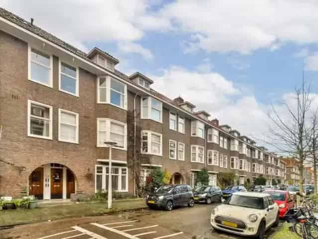 Benedenwoning met Tuin nabij Hoofddorpplein
