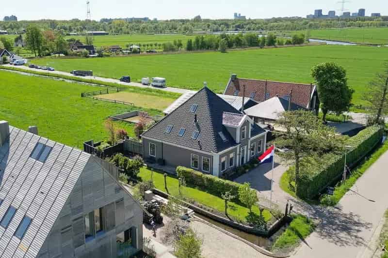 Luxe Vrijstaande Boerderij Amsterdam Noord 4 slaapkamers Jacuzzi