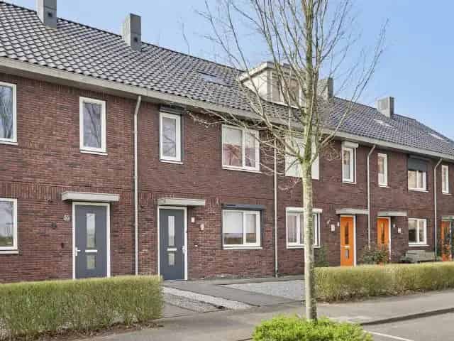 Duurzame Tussenwoning Terneuzen 127m2 2015 Instapklaar