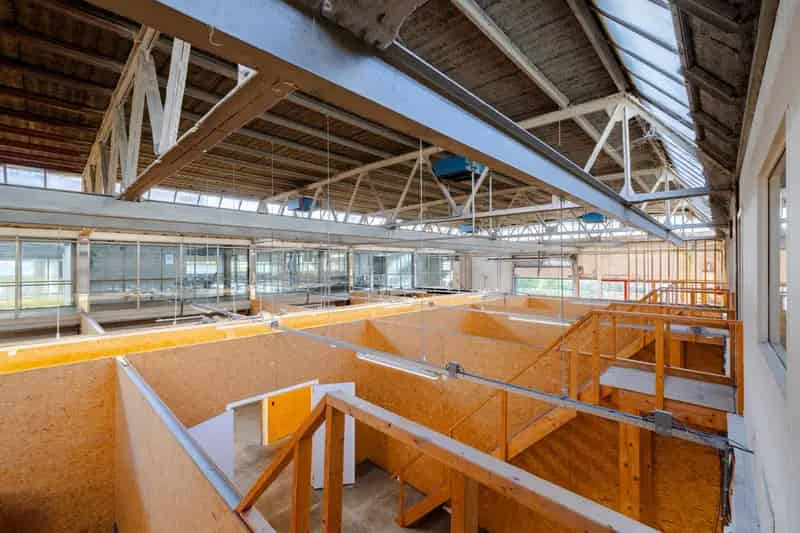 Bedrijfshal te Huur Utrecht Merwedekanaalzone 774m2