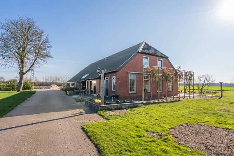 Vrijstaande Woonboerderij Orvelte 224m² 7984m² Grond Oranjekanaal