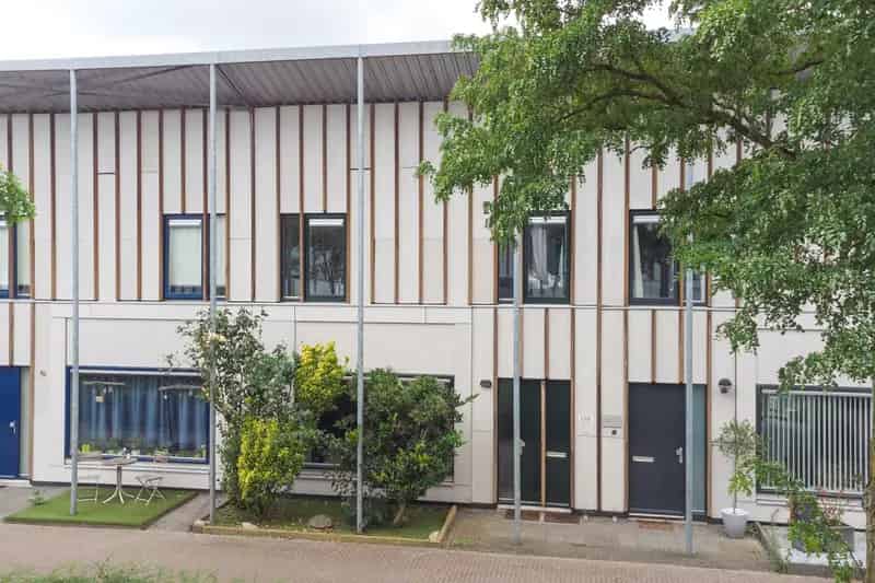 4 Slaapkamers 2 Badkamers  Levensloopbestendig Osseveld