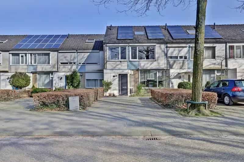 Ruime Tussenwoning Bladel 4 slaapkamers Instapklaar