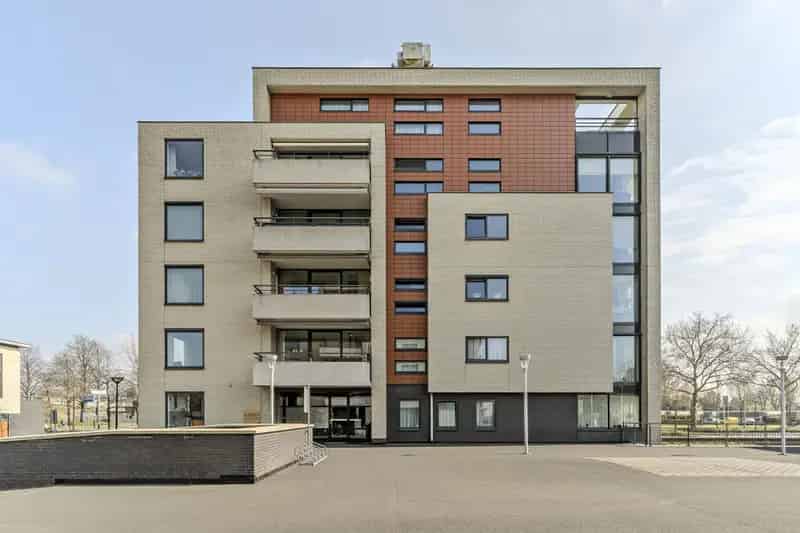 Appartement te Roosendaal 87m2  Balkon Berging Parkeerplaats Energielabel A