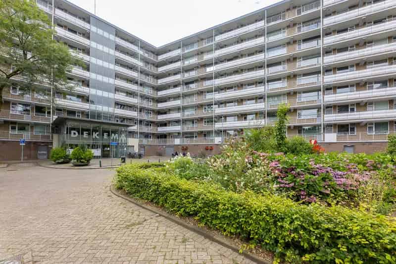 4 Kamer Appartement Ommoord 102m2 Balkon Berging Parkeerplaats