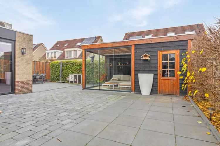 Luxe woning Dirksland 3 slaapkamers moderne keuken tuin