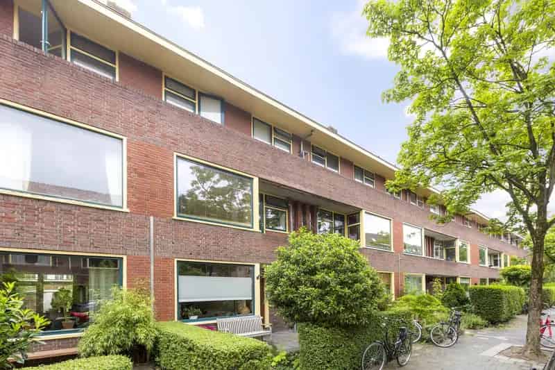Jaren 30 Benedenwoning Korrewegwijk 2 slaapkamers moderne keuken tuin