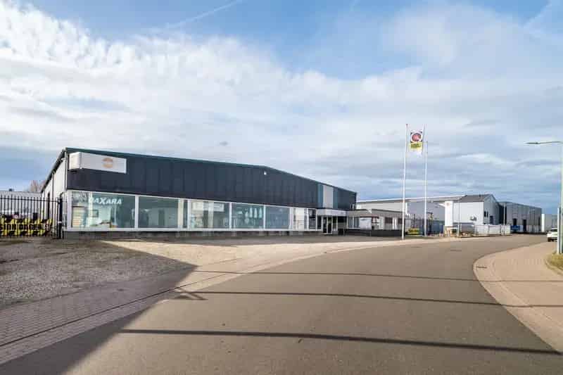 Bedrijfshal Gronsveld 1345m² te koop