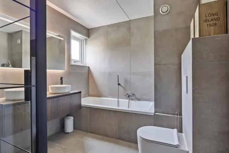 Ruime 2-onder-1-kapwoning te Veenendaal