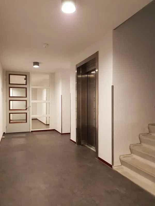 Studio Amsterdam Sloterdijk  20-51m2  Nabij Station