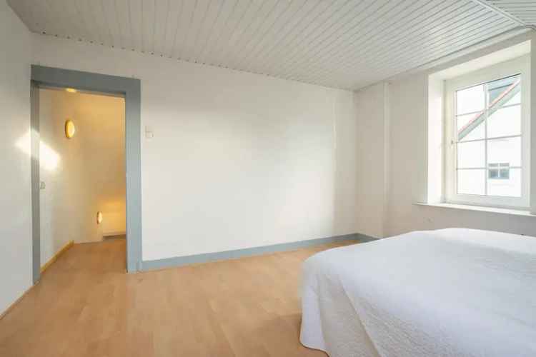 Twee Onder Een Kap Heerlen Ruime Garage Tuin 2 slaapkamers