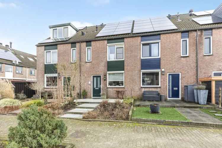 Ruime Tussenwoning met Aanbouw en Dakkapel Energielabel A