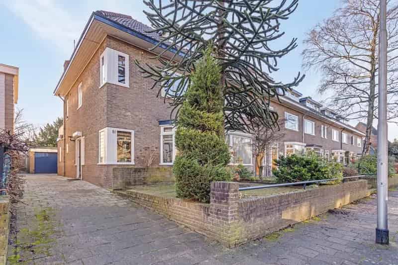 Huis te koop Hazenkamp Nijmegen: Ruime hoekwoning met garage