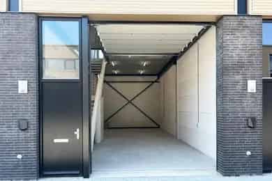 71m2 Bedrijfsruimte te Huur Dordrecht - Moderne Unit