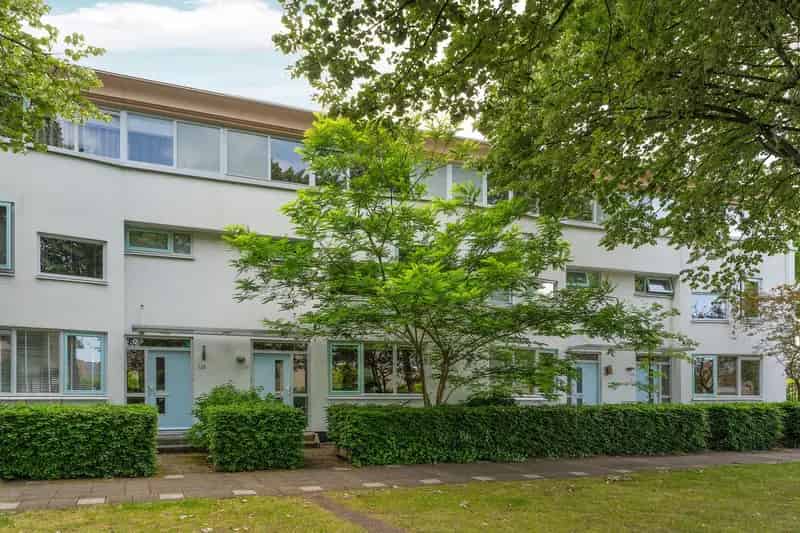 Huis te koop: Hollywoodlaan 132 1325 HV Almere | Funda