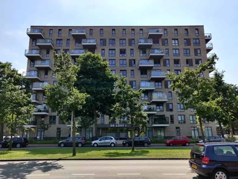 Ruim bovenhuis nabij Zuiderpark