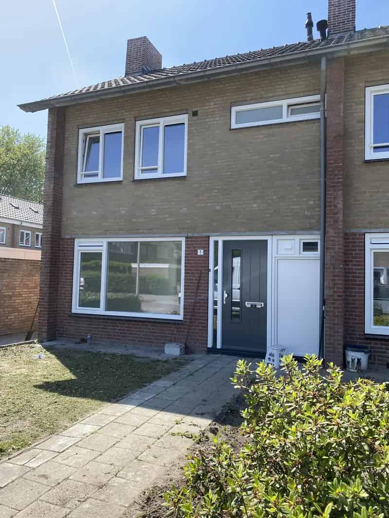Gerenoveerde woning nabij centrum en station