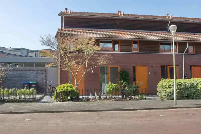 5 Kamer Hoekwoning Den Haag Ruime Uitbouw Zonnige Tuin