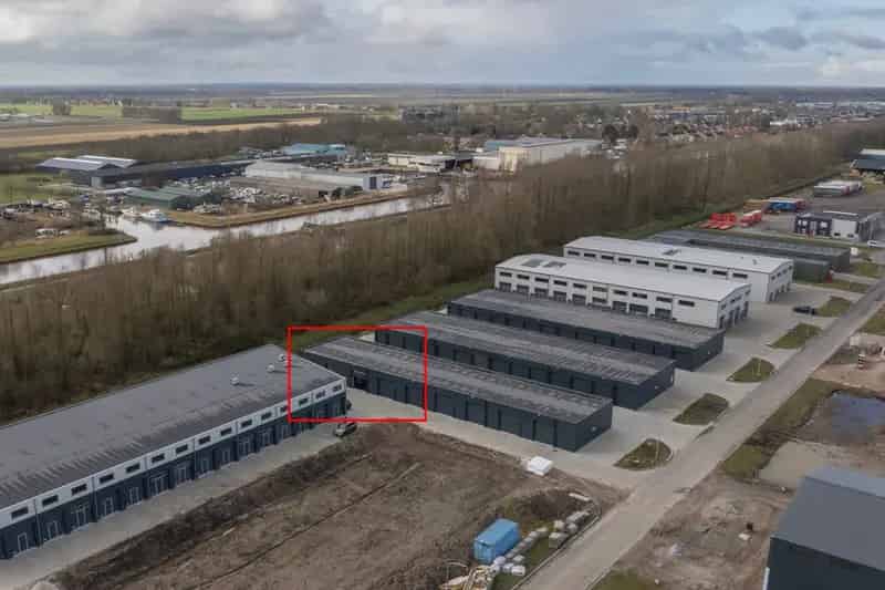 Bedrijfshal te Koop Zuidbroek: ideale unit voor opslag of werkplaats