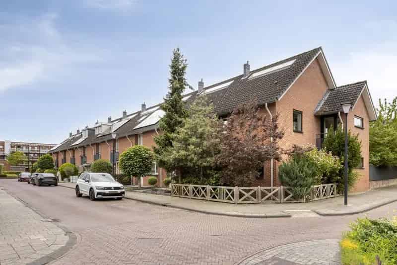 Ruime Hoekwoning Meerwede 4 slaapkamers Grote Tuin Energielabel A