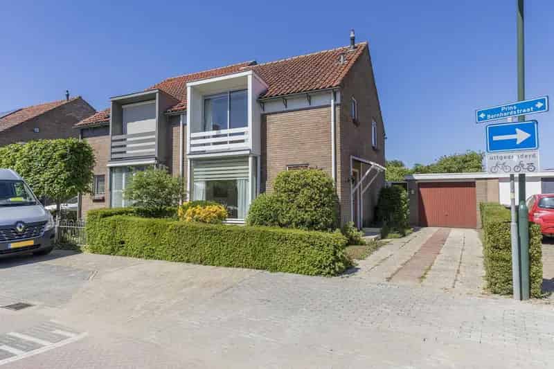 2 1 Kap Woning Heerjansdam Aan De Waal Met Garage