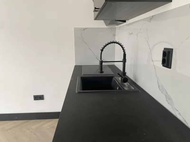 Studio Rotterdam West Gemeubileerd Inclusief