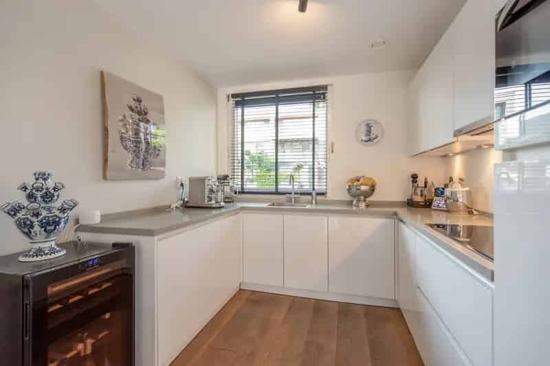 Moderne 5 kamer eengezinswoning Zoetermeer gerenoveerd 2015