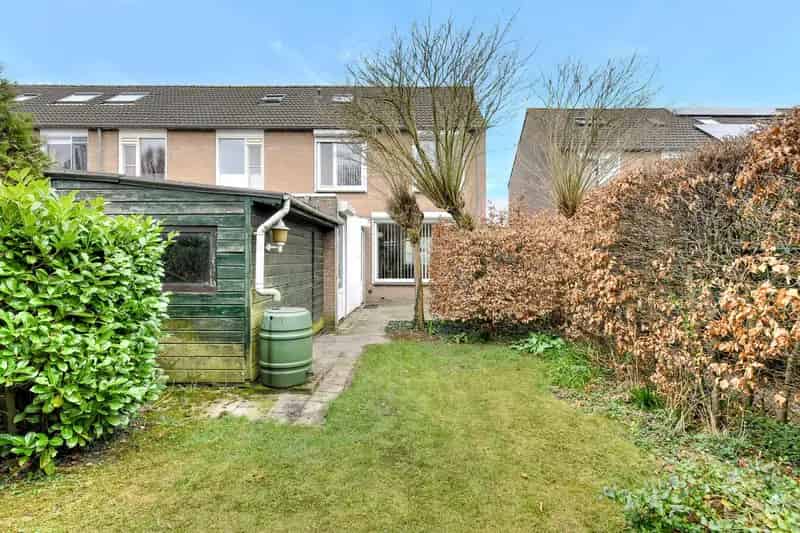 Ruime Hoekwoning Geertruidenberg 3 Slaapkamers Dubbele Berging