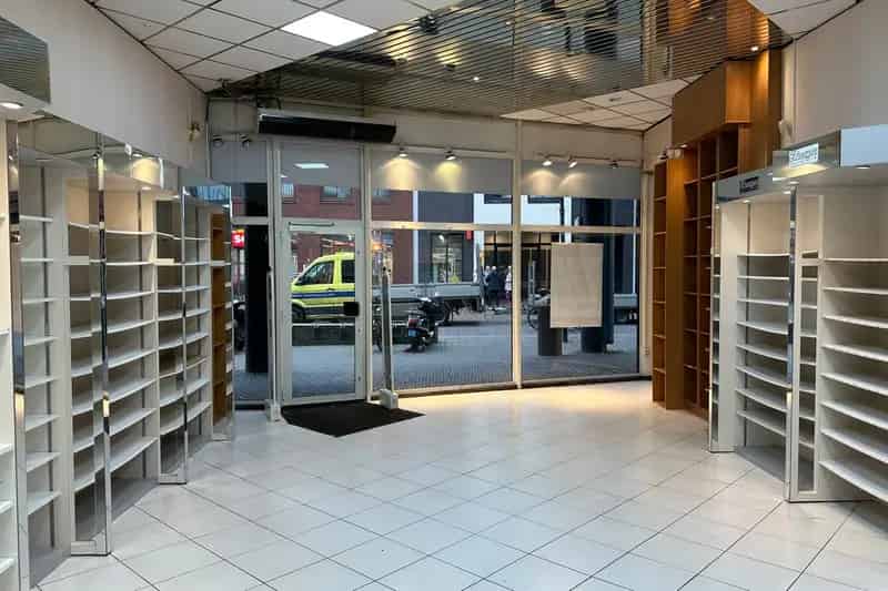 Winkelruimte te koop/huur Alphen aan den Rijn 80m2