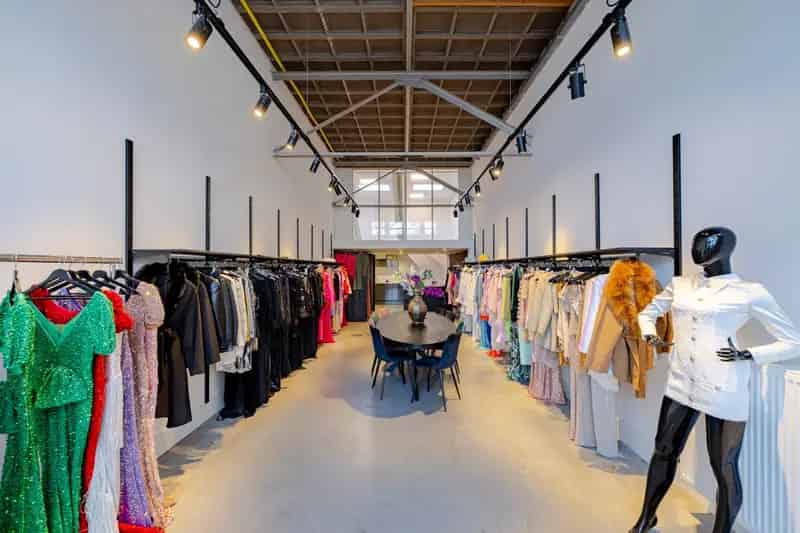 Bedrijfshal Haarlem 102m2 te huur Prinses Beatrixplein