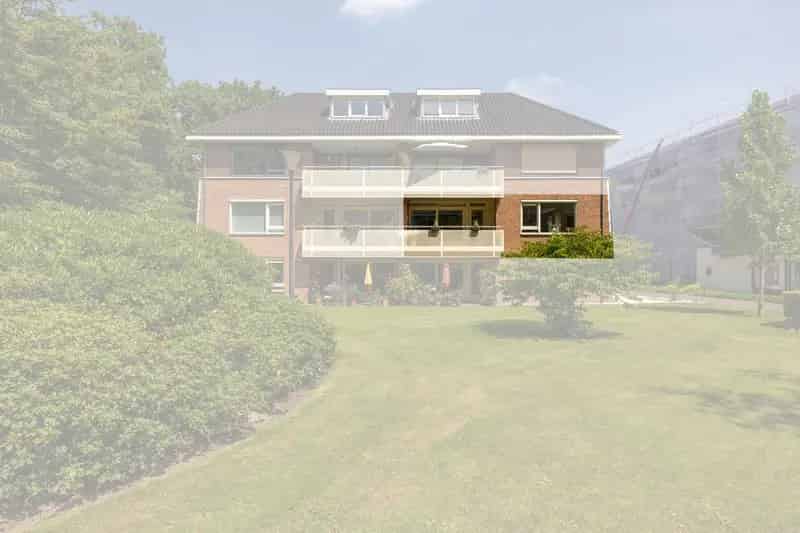 Appartement te koop Bussum: Ruim gelijkvloers wonen nabij bos en heide