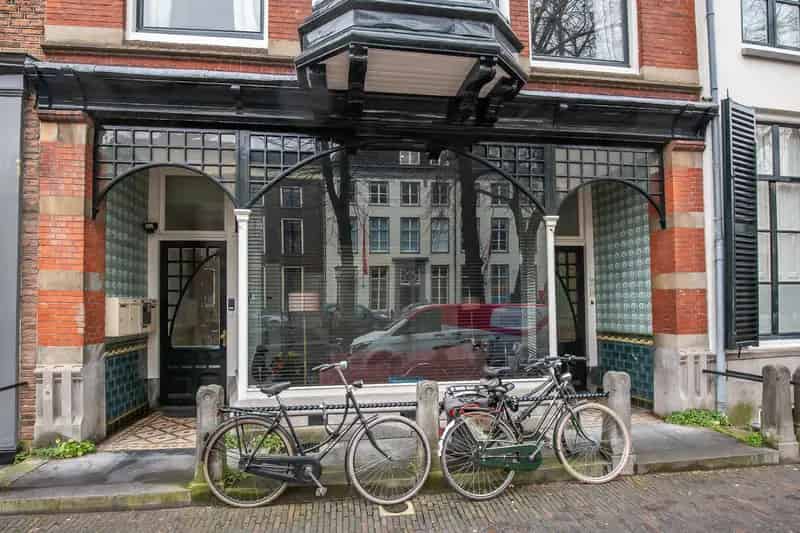 Belegging Utrecht Nieuwegracht 50: Herenhuis met Huuropbrengst 74974