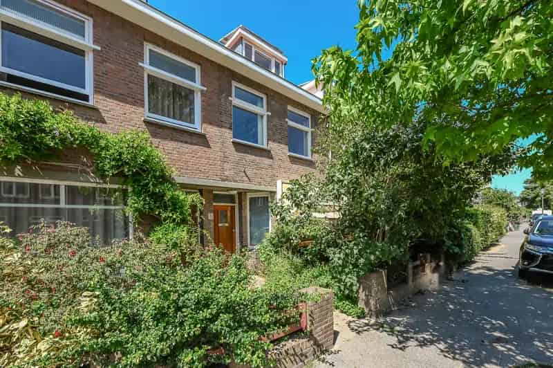 Huis te koop Den Haag Vruchtenbuurt 3 slaapkamers garage