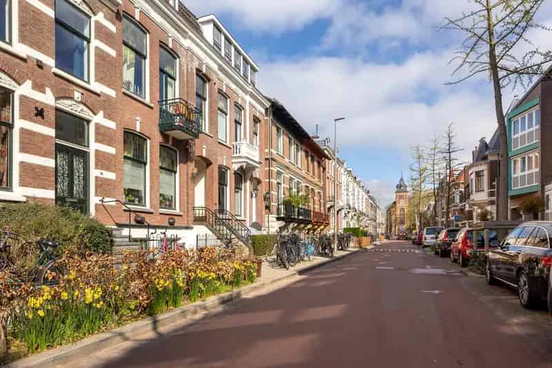 Studio Utrecht Zeeheldenbuurt 21 7m2 Eigen Keuken Tuin Woonvereniging