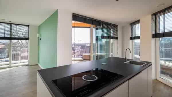 Penthouse Almelo 2023: Dakterras Parkeerplaats Luxe Afwerking