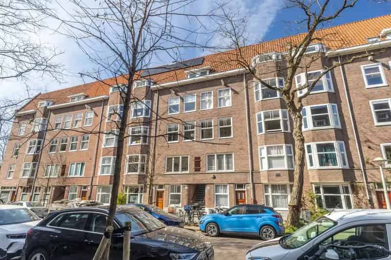 Amsterdam Rivierenbuurt: 81m2 Bovenwoning 2 slaapkamers Balkon